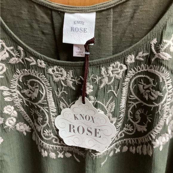 New with tags Knox Rose 3X Olive sleeveless tank top with Lovely Ivory Design - Picture 4 of 6